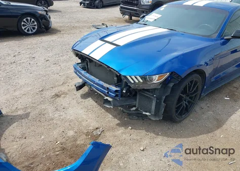 2017 Ford Shelby Gt350 z USA, uszkodzony, nr VIN 1FA6P8JZ2H5522814
